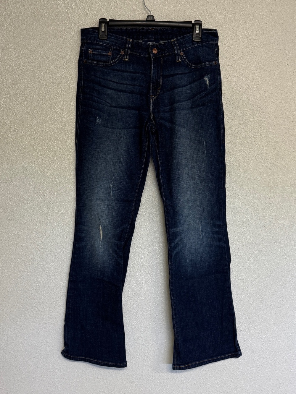 Levi's Women’s 8 Mid Rise Boot Cut 553 Jeans Distressed